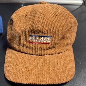 PALACE Corduroy 6-Panel Cap in Tan